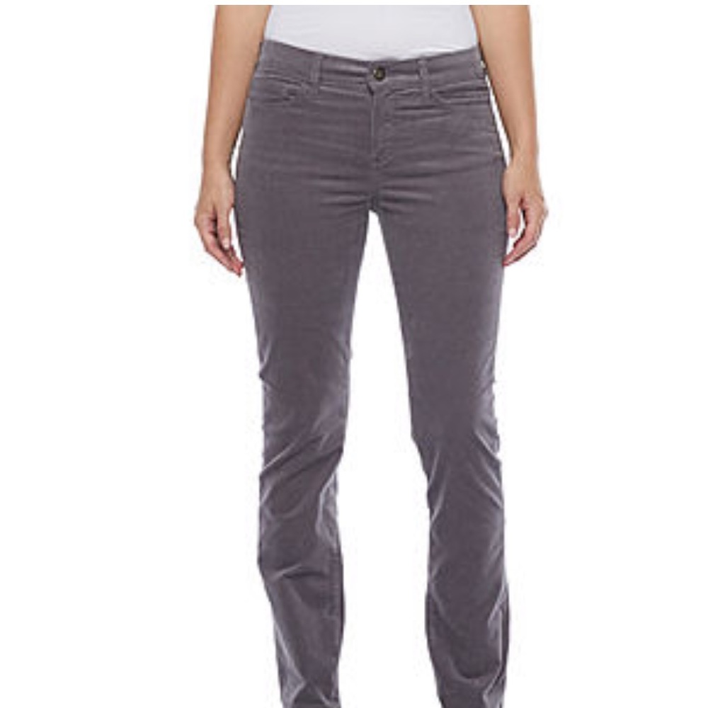 St. John's Bay Mid Rise Secretly Slender Straight Corduroy Pant Size 12 Petite.
